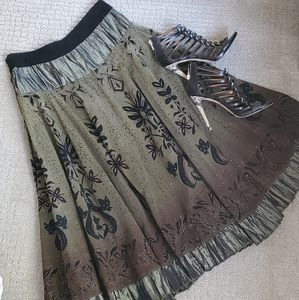 No name boutique bought in Italy skirt, olive and black, Euro size S